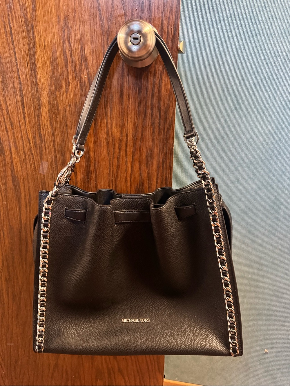 Michael Kors (large) Mina Chain Shoulder Bag